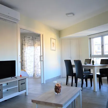 Vivienda Completa Plaza Poeta Iglesias * Salamanca